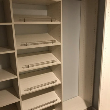 Beige Walk-In Closets: A Blend of Luxury and Minimalism