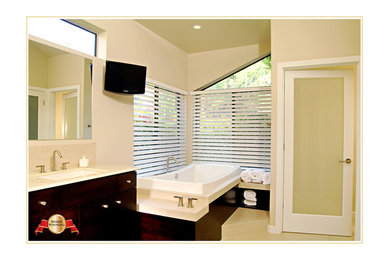 Bathroom - bathroom idea in Phoenix