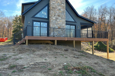 Minimalist deck photo in Other