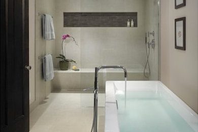 Inspiration for a mid-sized contemporary master beige tile and porcelain tile porcelain tile bathroom remodel in Chicago with beige walls