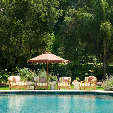 Poolside Comfort