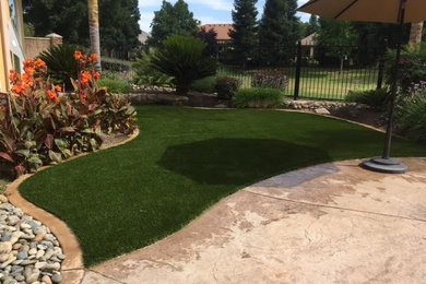 Photo of a traditional landscaping in Other.