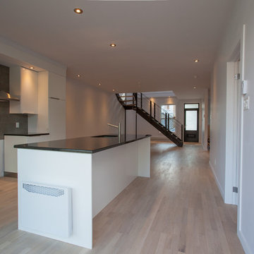 5651 St-Urbain, Mile-End Montreal, vintage duplex conversion to modern row house