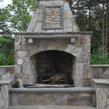Falcon Mist Fireplace and Seating Walls with Pennsylvania Variegated Patio