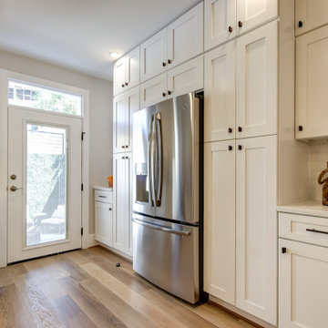 Kitchen Remodel With Cooking & Dinning Space,Cabinet Space With Sink,Illinois