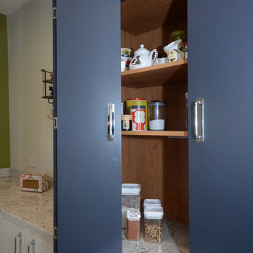 1909 In-Frame Slab Kitchen