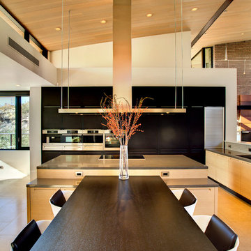 The Canyons, Home 401