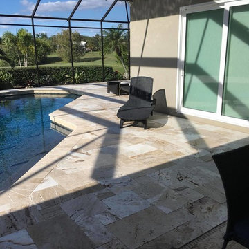 LEONARDO TRAVERTINE