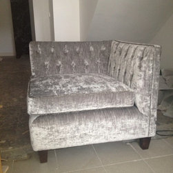 Showcase - Armchairs & Accent Chairs