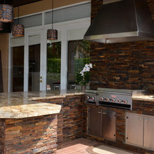 Outdoor Kitchen