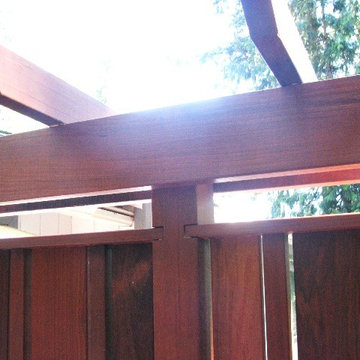 Beautiful Sammamish Privacy Deck