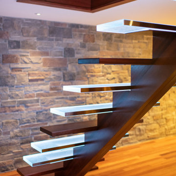 Residential glass stair treads