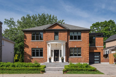 Large elegant exterior home photo in Montreal