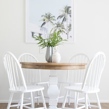 Pedestal tables