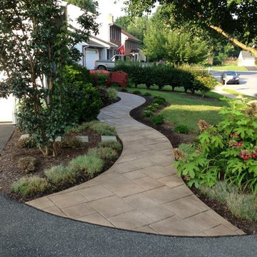 Serpintine stamped concrete walkway