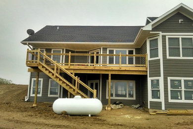 Inspiration for a craftsman deck remodel in Cedar Rapids