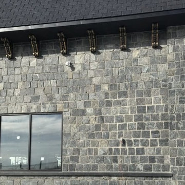 Custom Blackfriars Natural Stone Veneer with All Large Rectangles