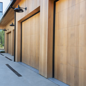 A Modern Country home in Hidden Hills thanks to the woodwork