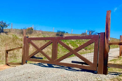 Loleta Ranch Gates
