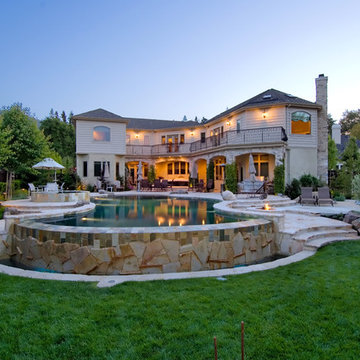 Alamo Estate
