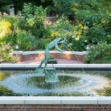 Frog Fountain and Reflecting Pool | Water Features