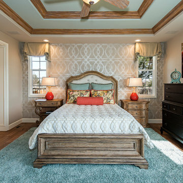 Island Queen - Master Bedroom & Bathroom