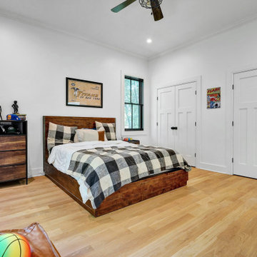 Boy's Bedroom with Rustic Wood Dresser & Double Closet – Home Addition in Florha
