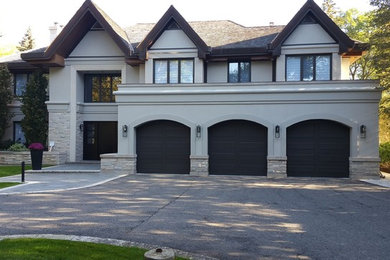 Inspiration for a transitional exterior home remodel in Toronto