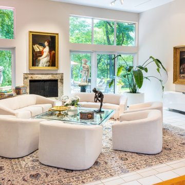 Contemporary Private Home with Extensive Art Collection