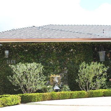 Copper Rain Gutters, Brentwood, K-5 with Round Downspouts and Heavy Rain Chain