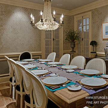 Aging Gracefully: Aged and Stenciled Pattern on Dining Room Walls
