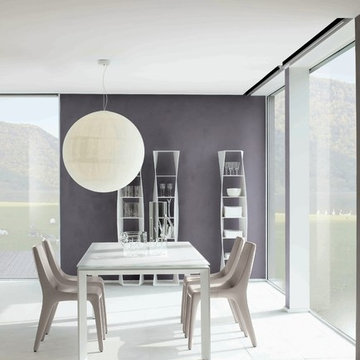 TWICE Extendable Table with TIP TOE Chairs