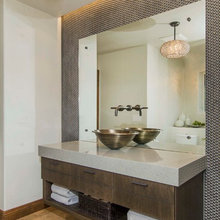 Dryades BATHROOM
