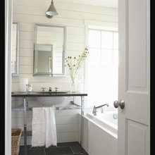 cottage bathroom