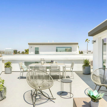 Rooftop Deck in LA with View
