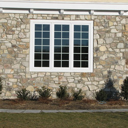 QuarryCut Stone - 70%Split Field 15%Brown 15%Dark - Irregular - Siding And Stone Veneer