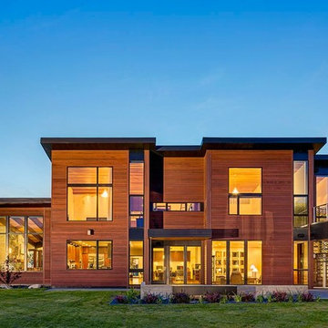 Hillside Private Aviation Home
