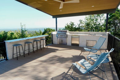 Example of a trendy deck design in Austin
