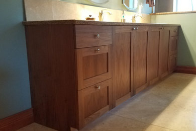 Bathroom - bathroom idea in Cedar Rapids