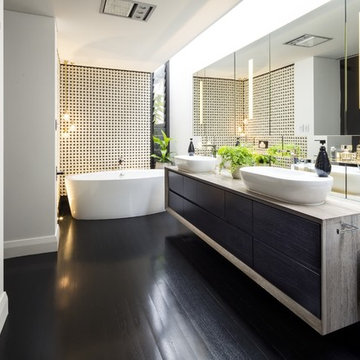 Custom Bathrooms | Free Standing Tubs