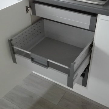 Benchmarx gloss white handleless kitchen - Weybridge