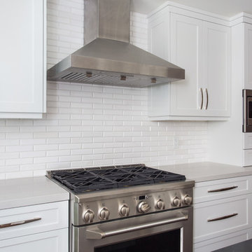White shaker farmhouse style in Oak park