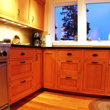 Custom Kitchen Cabinetry