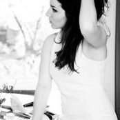 Julia Percia David's photo