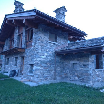 case in pietra e legno
