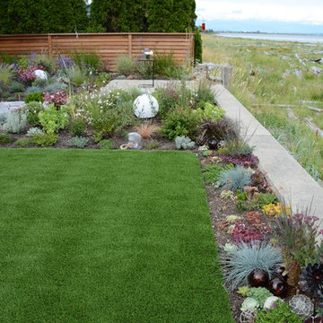 Contemporary Seaside Garden