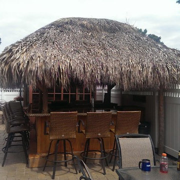 SaddleBrook NJ-10x10 Tiki Bar