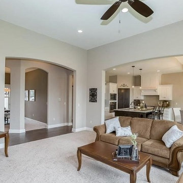 Reverse 1.5 Story home in Stone Canyon, Blue Springs, MO