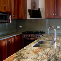 Fusion (Quartzite) Kitchen - Kitchen Countertops