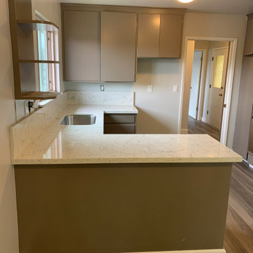 Kitchen Remodel | Custom Stone Countertops & Backsplash